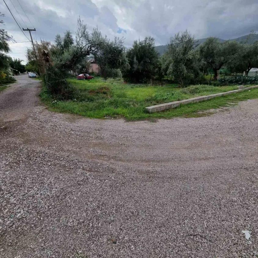 ΠΩΛΕΙΤΑΙ ΓΩΝΙΑΚΟ ΟΙΚΟΠΕΔΟ 658 τ.μ. – ΛΥΓΙΑ ΝΑΥΠΑΚΤΟΥ