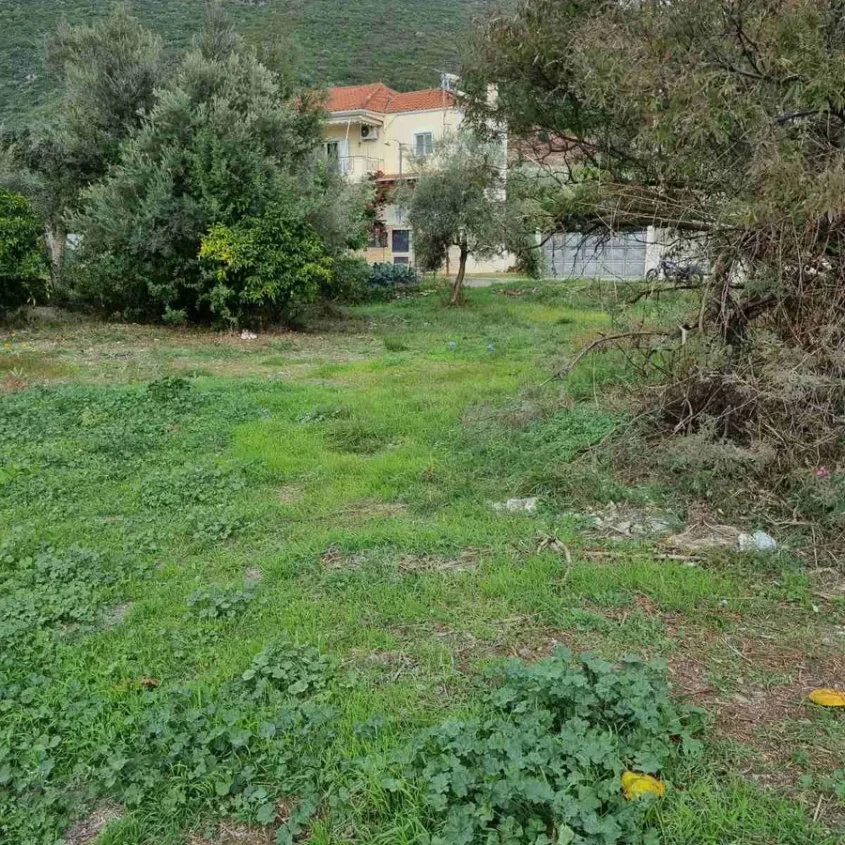 ΠΩΛΕΙΤΑΙ ΓΩΝΙΑΚΟ ΟΙΚΟΠΕΔΟ 658 τ.μ. – ΛΥΓΙΑ ΝΑΥΠΑΚΤΟΥ