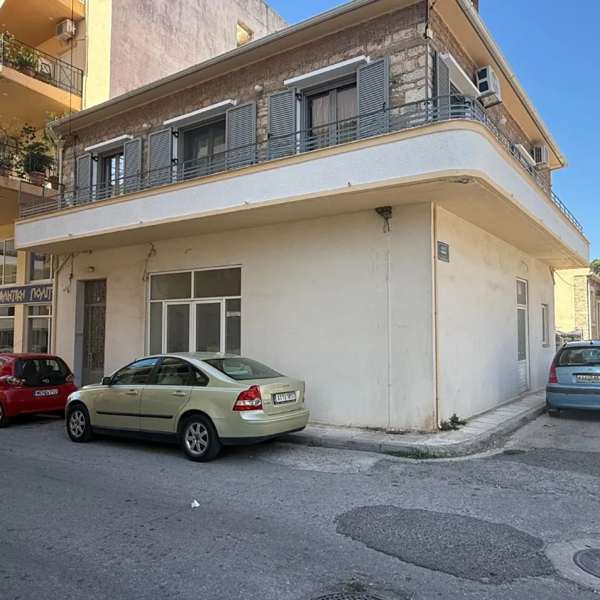ΕΝΟΙΚΙΑΖΕΤΑΙ ΕΠΑΓΓΕΛΜΑΤΙΚΟΣ ΧΩΡΟΣ 75 τ.μ. – ΚΕΦΑΛΟΒΡΥΣΟ ΝΑΥΠΑΚΤΟΥ